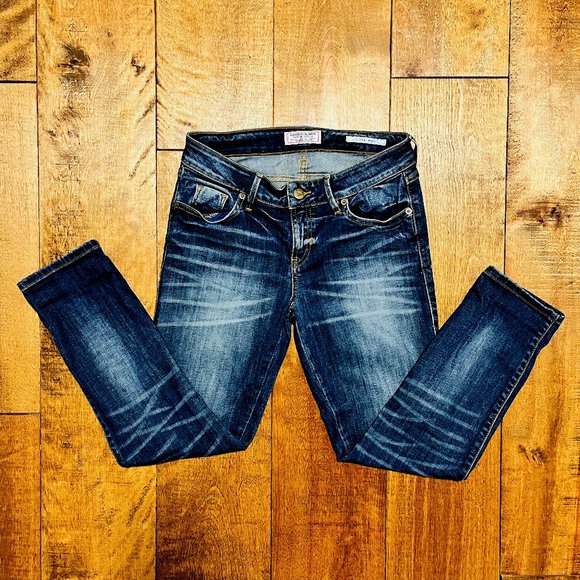 Guess Mid-rise Cropped Jeans, Medium Wash, US Size 26 - Picture 3 of 12